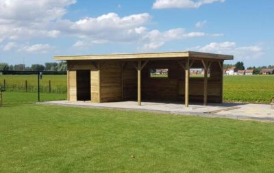 tuinhuis met overkapping