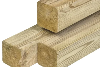 Midden-Europees grenen paal, groen geïmpregneerd, geschaafd, ronde hoeken 8.8 x 8.8 cm