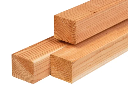 Red Class Wood ligger, gedroogd, geschaafd, ronde hoeken, 4.5 x 4.5 x 300 cm