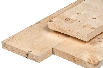 Midden-Europees vuren steigerplank, gedroogd, fijnbezaagd, onbehandeld, scherpkantig 2.9 x 19 cm