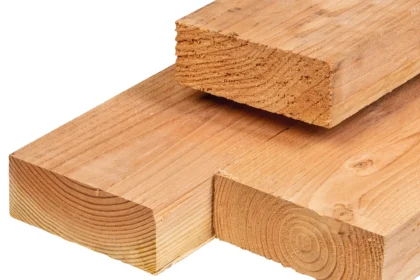 Douglas ligger, ongedroogd, fijnbezaagd, scherpkantig 7 x 25 x 600 cm