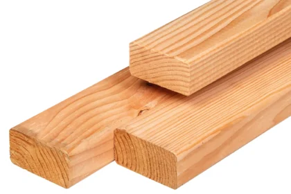 Douglas regel, ongedroogd, fijnbezaagd, scherpkantig, 2.1 x 4.5 x 300 cm