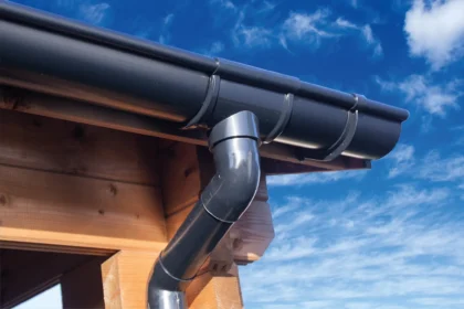 Extra uitloopset 4 zijden 100 mm mastgootset zwart